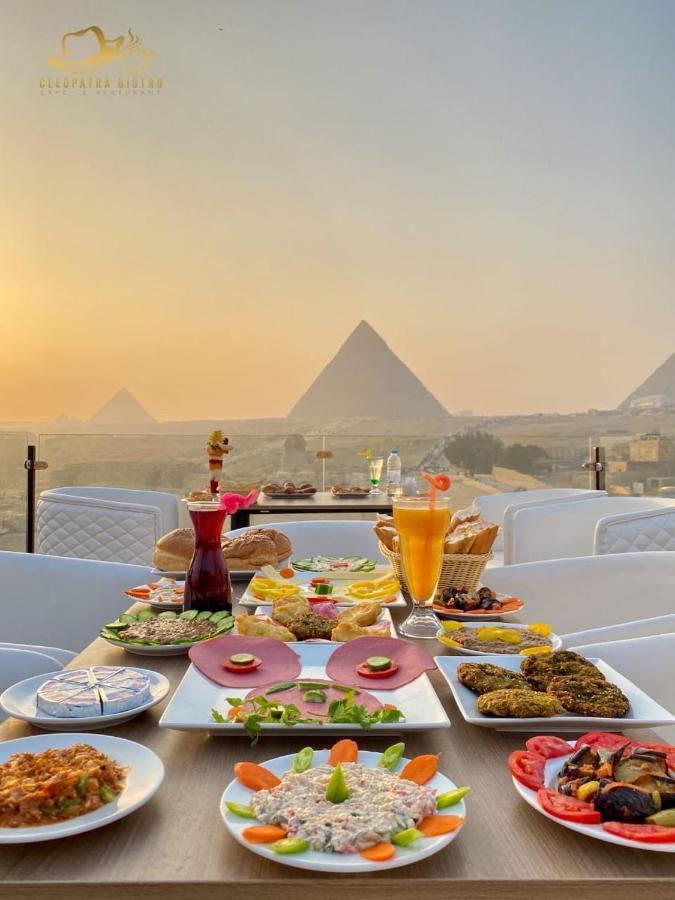 Cleopatra Pyramids View Hotel Kafrat al Jabal Exterior photo