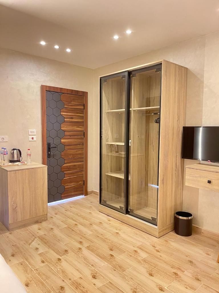 Cleopatra Pyramids View Hotel Kafrat al Jabal Room photo