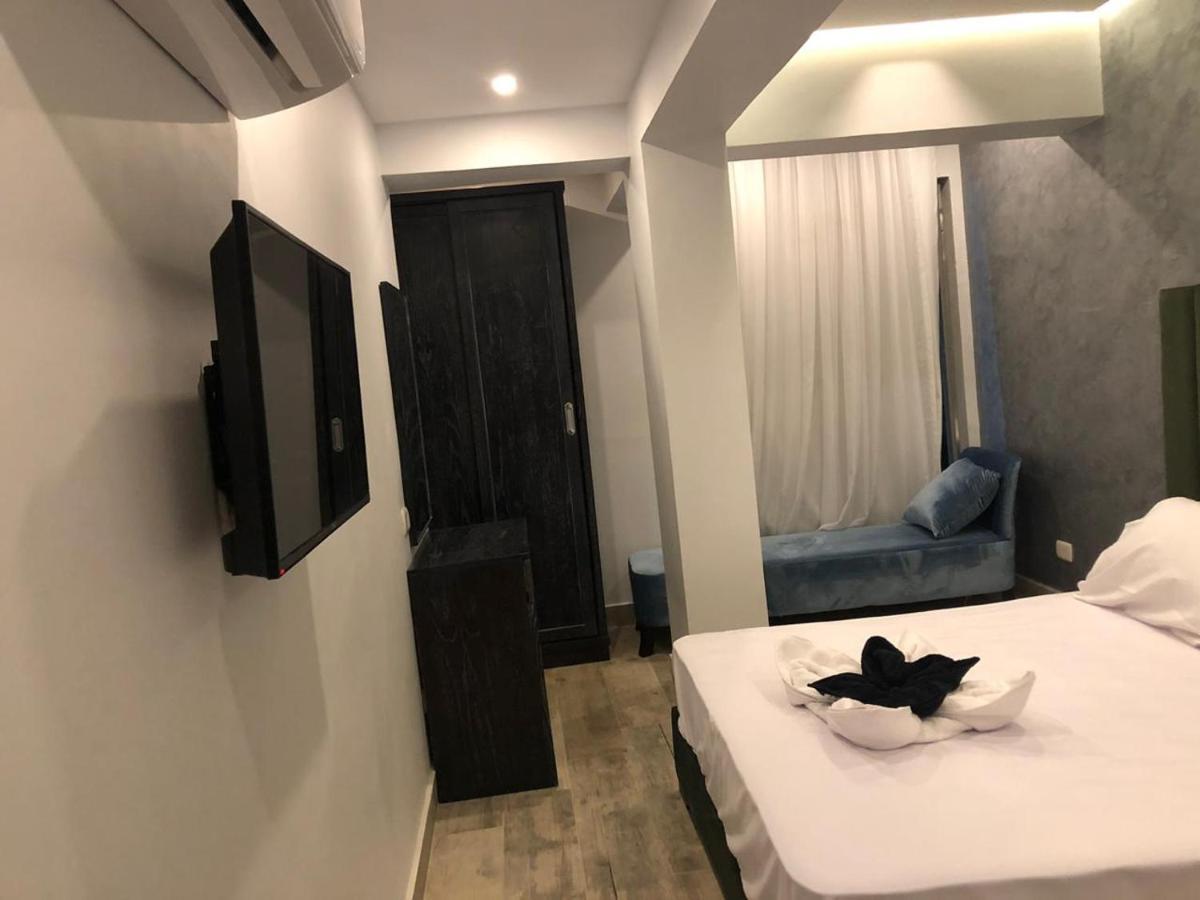 Cleopatra Pyramids View Hotel Kafrat al Jabal Exterior photo
